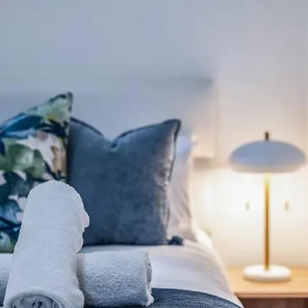 Coastal Comfort 2-Bedroom In Mouille Point Cidade Do Cabo Exterior foto