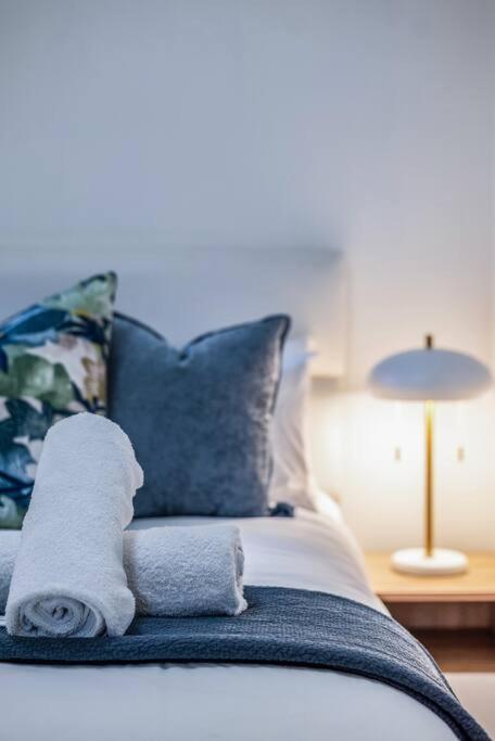 Apartment Coastal Comfort 2-bedroom In Mouille Point